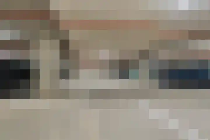 Helen Suzmanhof 14 Rotterdam thumbnail 37