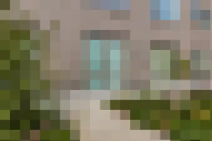 Helen Suzmanhof 14 Rotterdam thumbnail 4