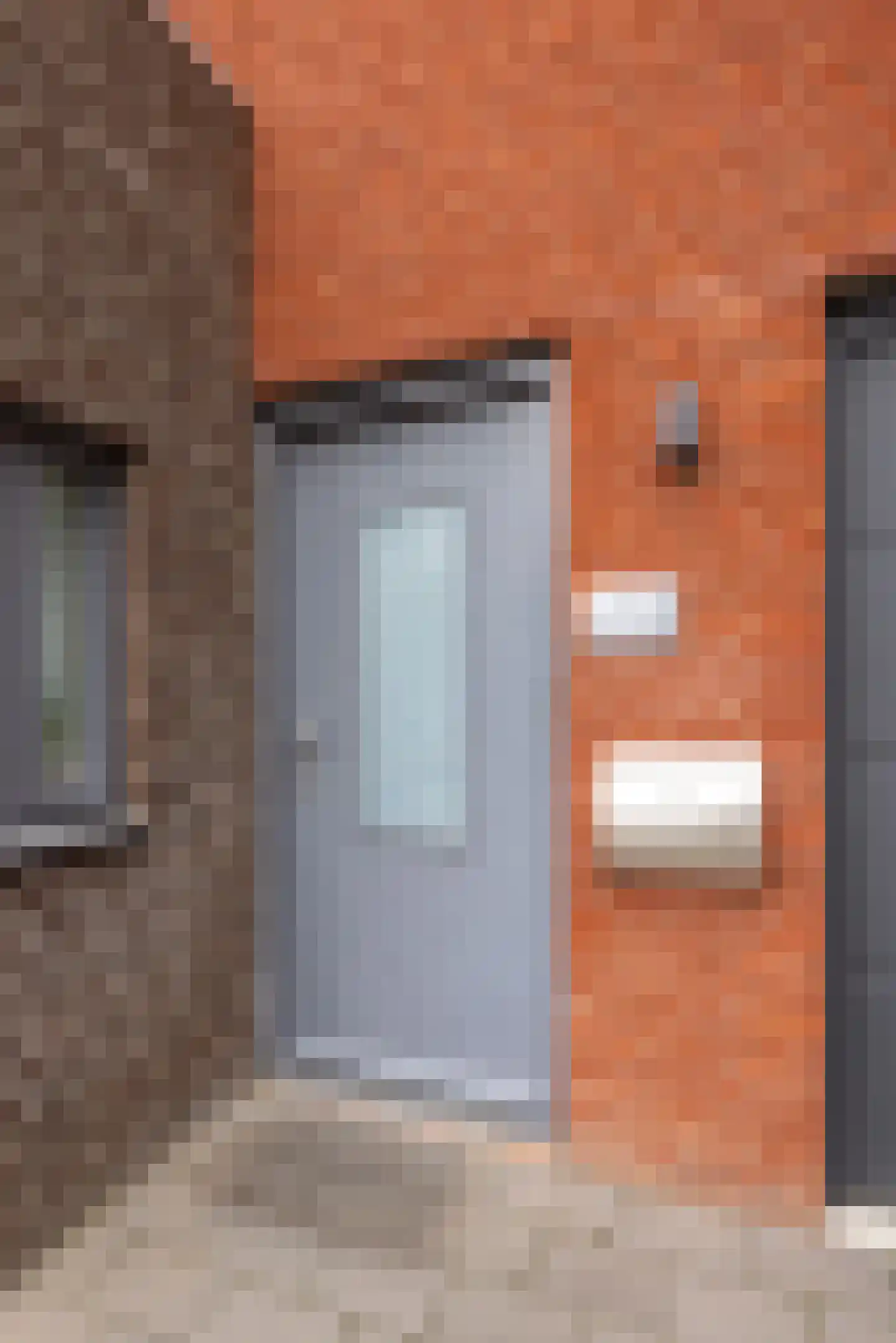 Helmbloem 7 Elsloo thumbnail 5