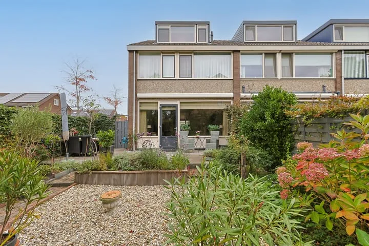 Helmhof 2 Alphen aan den Rijn thumbnail 4
