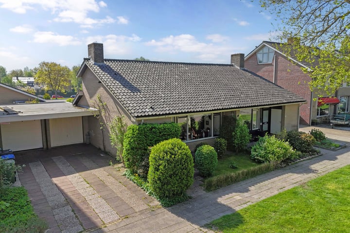 Hemdijk 55 in Sneek photo