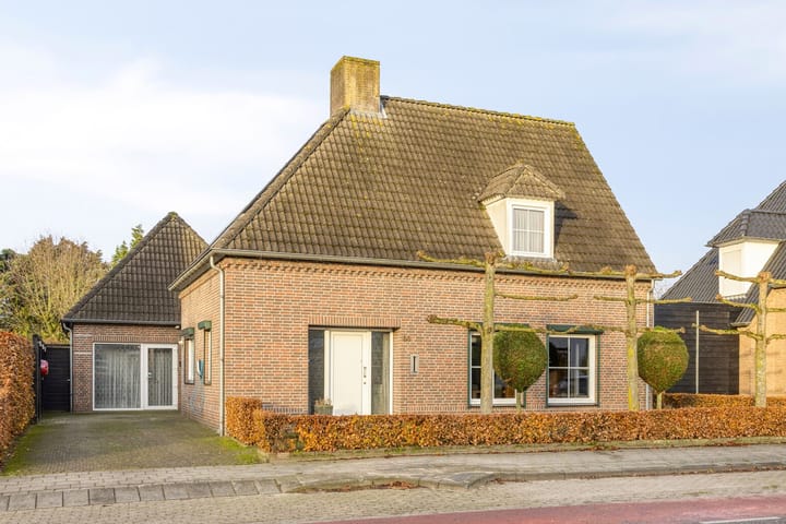 Hemelberg 60 en Asten foto