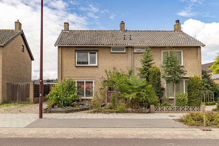 Hemiksemstraat 11 in Oudenbosch Foto