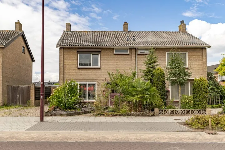 Hemiksemstraat 11 Oudenbosch