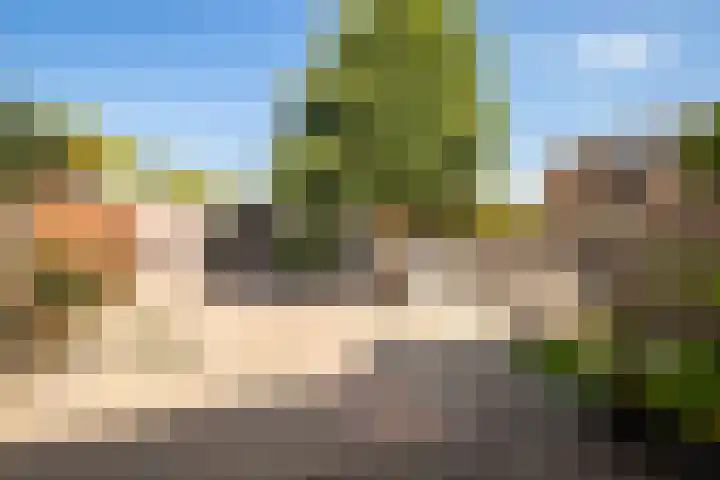 Hendrik van Leyenstraat 4 Born thumbnail 27