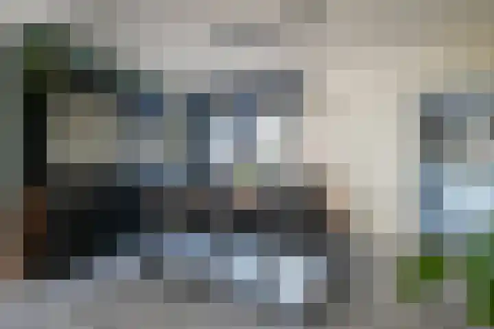 Hendrik van Leyenstraat 4 Born thumbnail 6