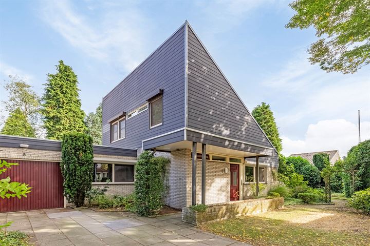 Hendrikstraat 8 en Bakel foto