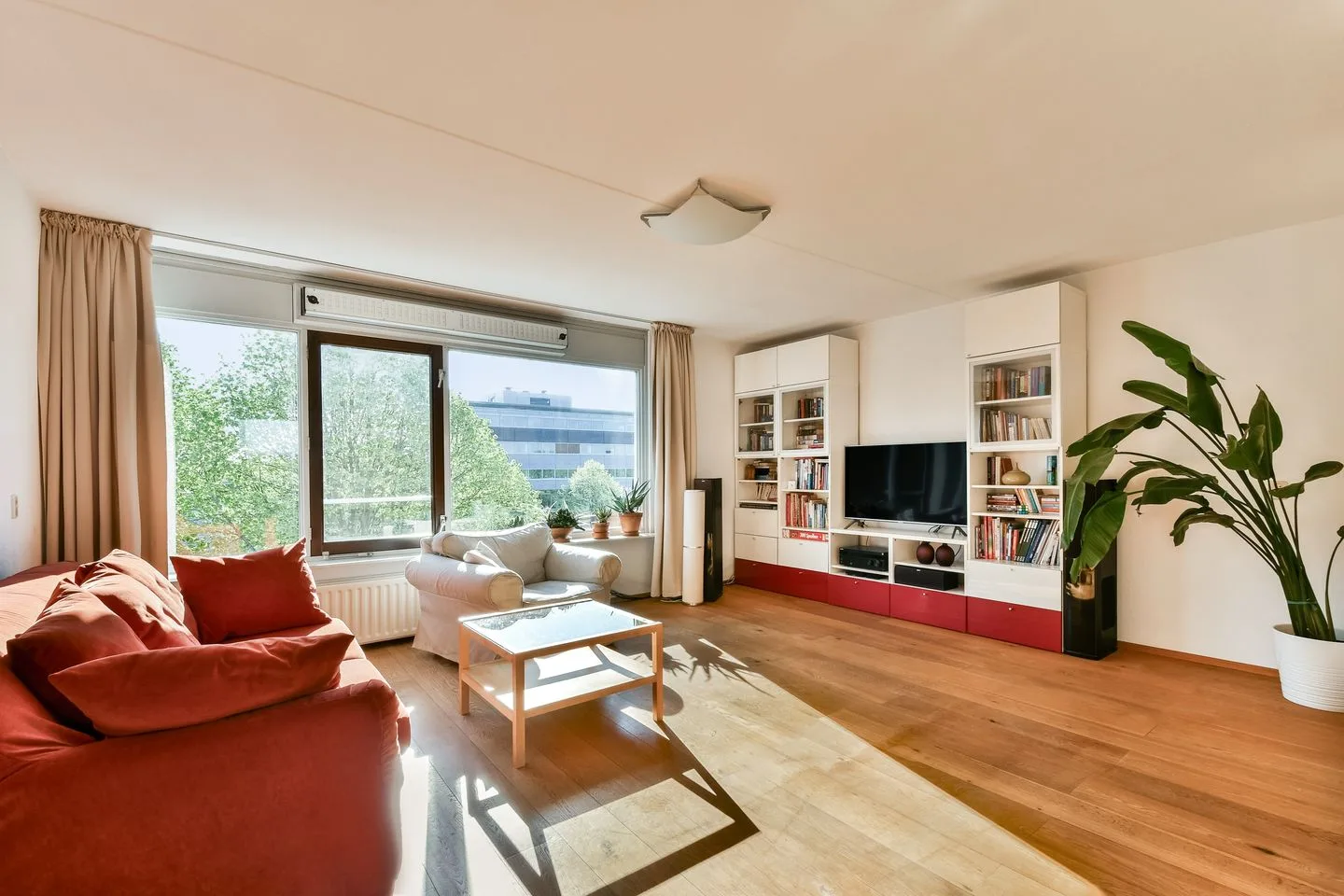 Henegouwenstraat 56 in Amsterdam