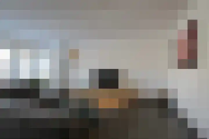 Henneven 19 Eindhoven thumbnail 12