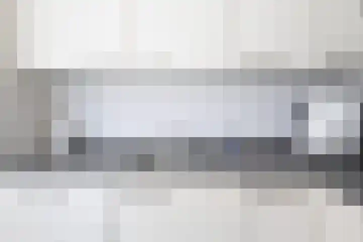 Henneven 19 Eindhoven thumbnail 21
