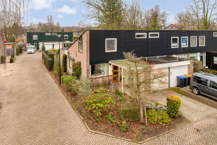 Henri Dunantplein 12 in Winterswijk Foto