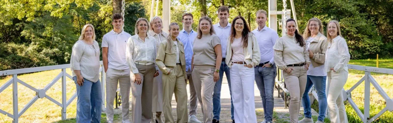 Team photo of Hentenaar Makelaardij