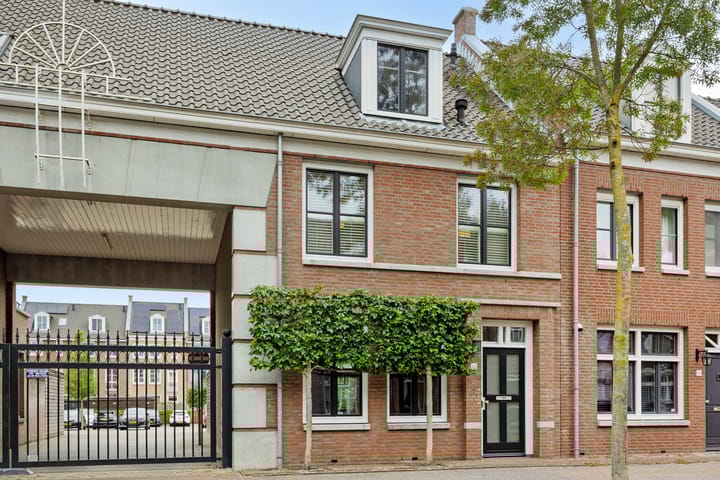 Herenlaan 42 in Helmond Foto