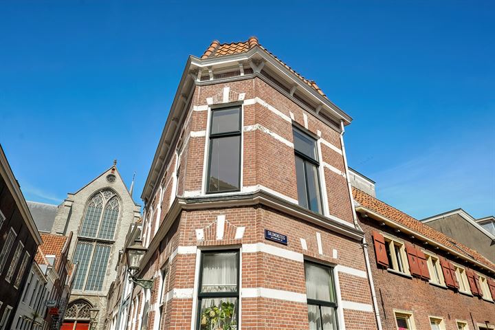 Herensteeg 16C in Leiden photo