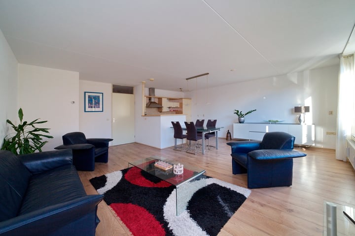 Herenstraat 25 en Monster foto