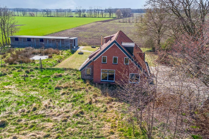 Photo of property Herenweg 126, Donkerbroek