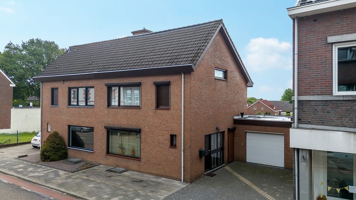 Hereweg 107 in Landgraaf Foto