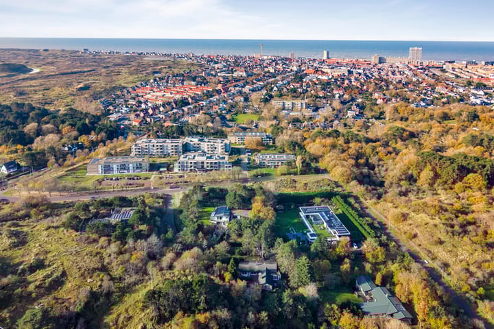 Herman Heijermansweg 10 en Zandvoort foto