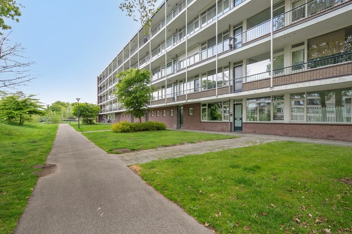 Hertogenlaan 220 in Oosterhout Foto