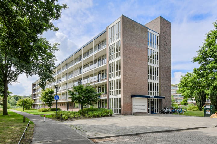 Hertogenlaan 258 en Oosterhout foto