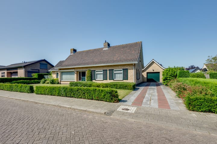 Hertogstraat 20 in Sprundel Foto