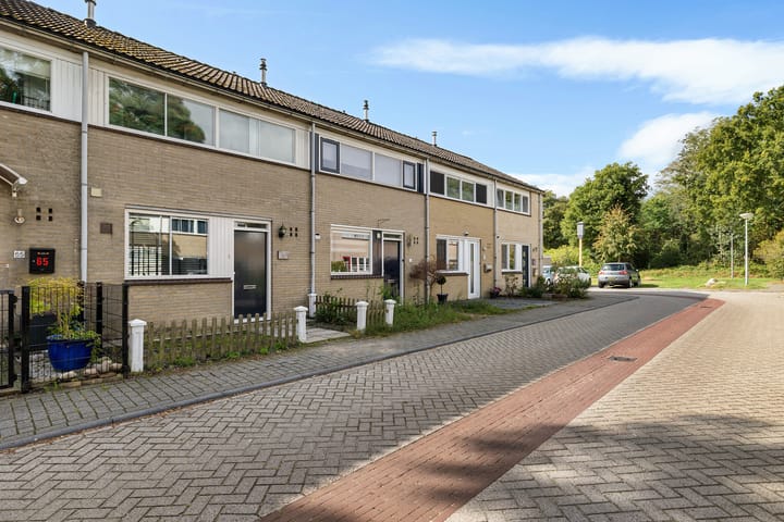 Photo of property Hesselterbrink 67, Emmen