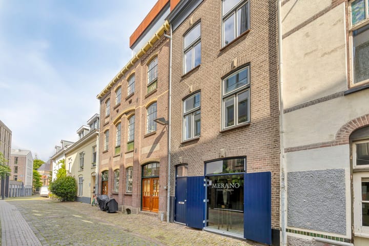 Hessenberg 27 in Nijmegen Foto