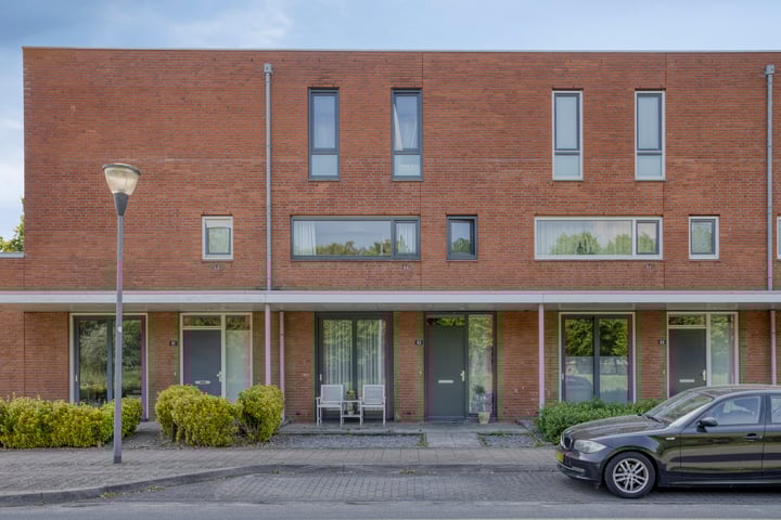 Het Buske 83 in Lent Foto