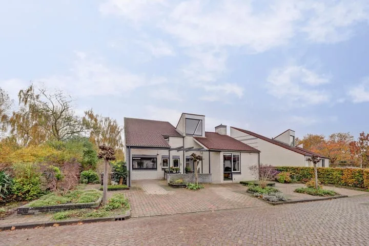Het Dolomiet 8 in Swifterbant