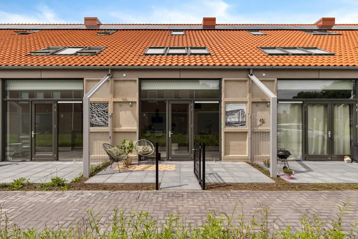 Het Hoefijzer 38 in Dronten Foto