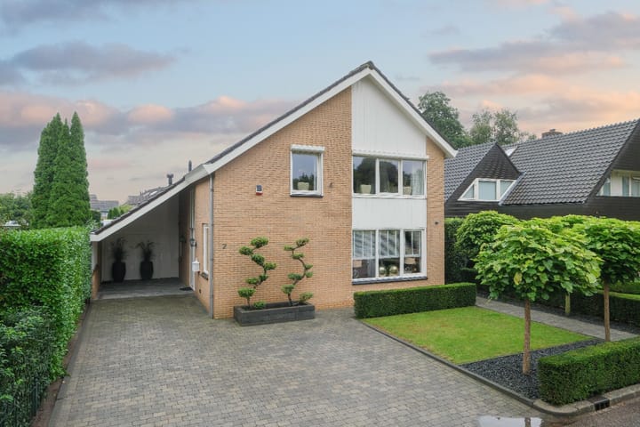 Het Oude Loo 2 in Almelo foto