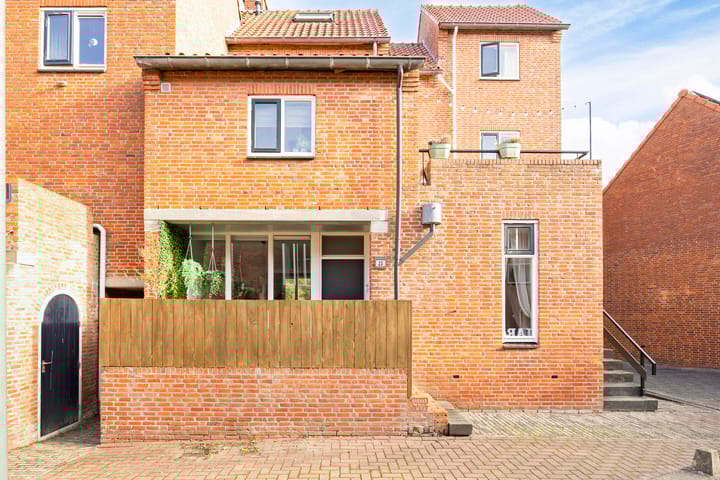 het Spaarne 23 in Woerden photo