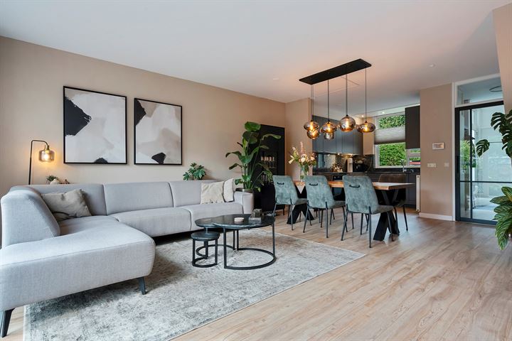 Het Want 56 en Groningen foto