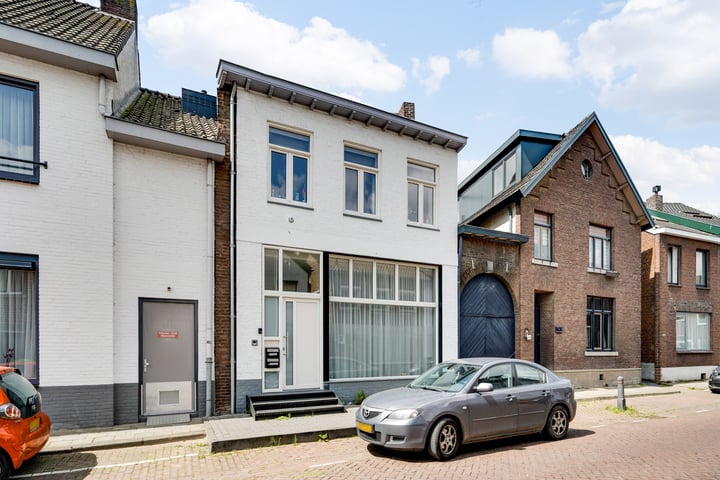 Heugemerstraat 112B in Maastricht Foto