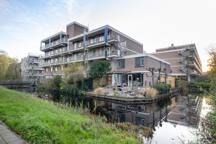 Heuvellaan 130 en Gouda foto