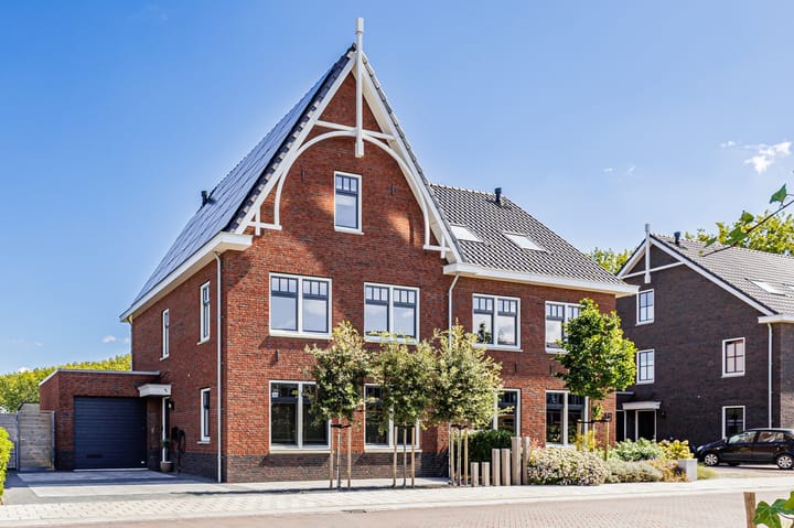 Heuvelstee 46 in Numansdorp Foto