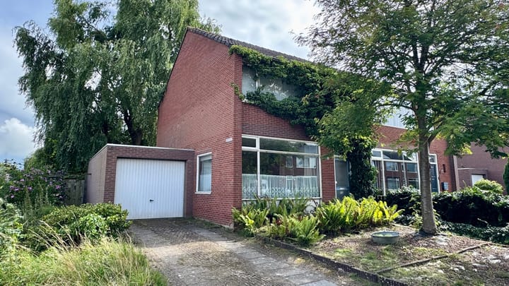 Heuvelstraat 10 in Winschoten Foto