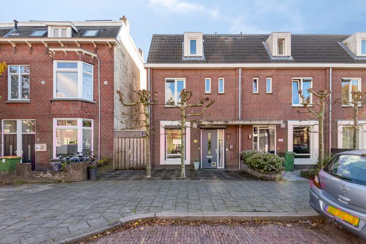 Heuvelstraat 37 in Breda Foto