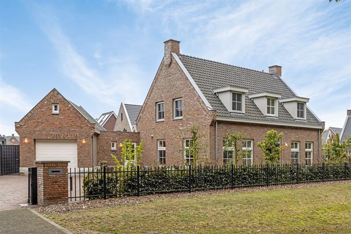 Hilakker 35 in Bakel photo