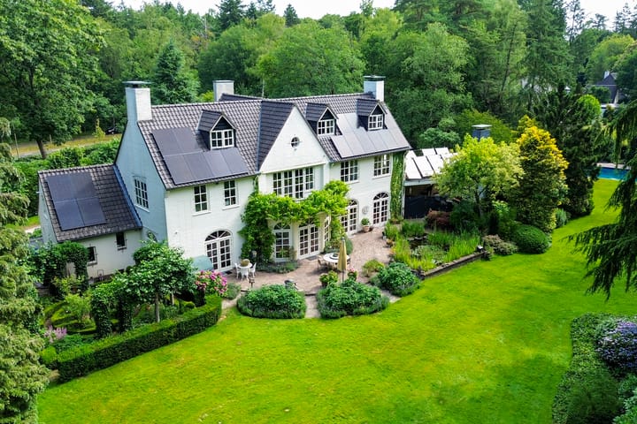 Hilversumsestraatweg 5A in Baarn foto