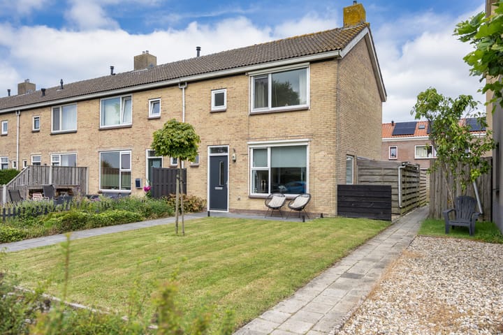 Hoannekamp 24 in Langweer Foto