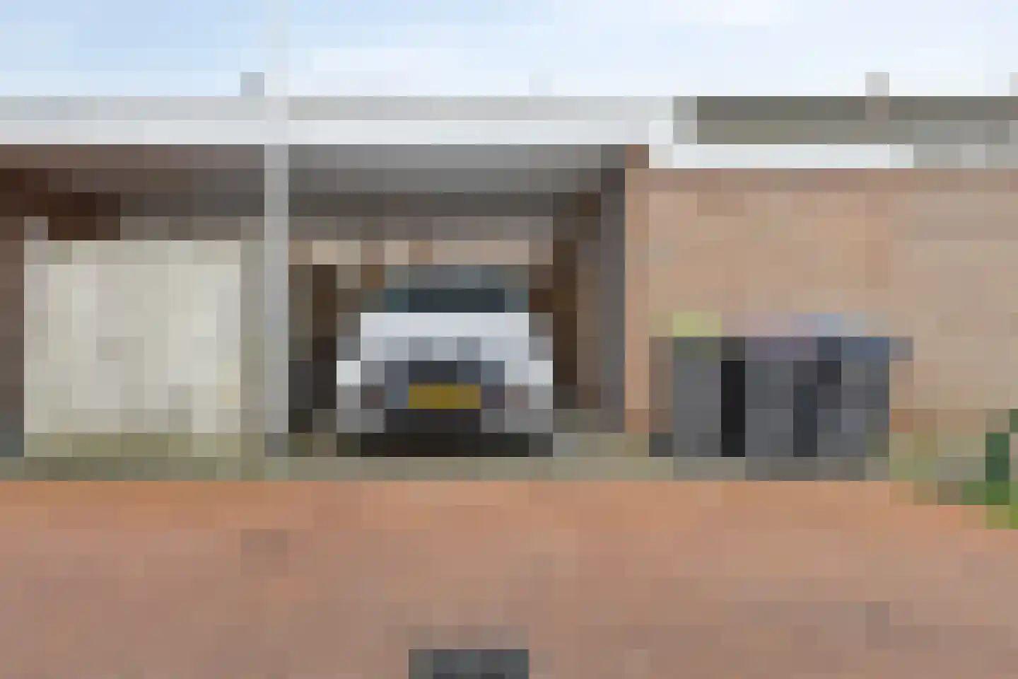 Hoefsmid 15 Spijkenisse thumbnail 18