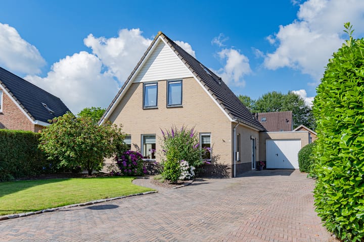 Hoekergoorn 8 in Erm photo