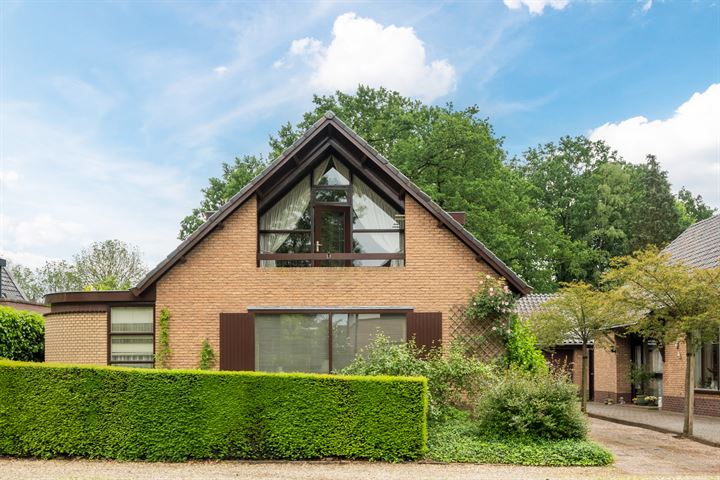 Hoenderloseweg 67 in Ugchelen Foto