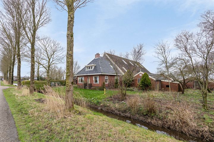 Hoendiep Noordzijde 8 in Grijpskerk Foto