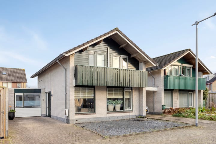 Hoensbroekstraat 9 in Arnhem photo