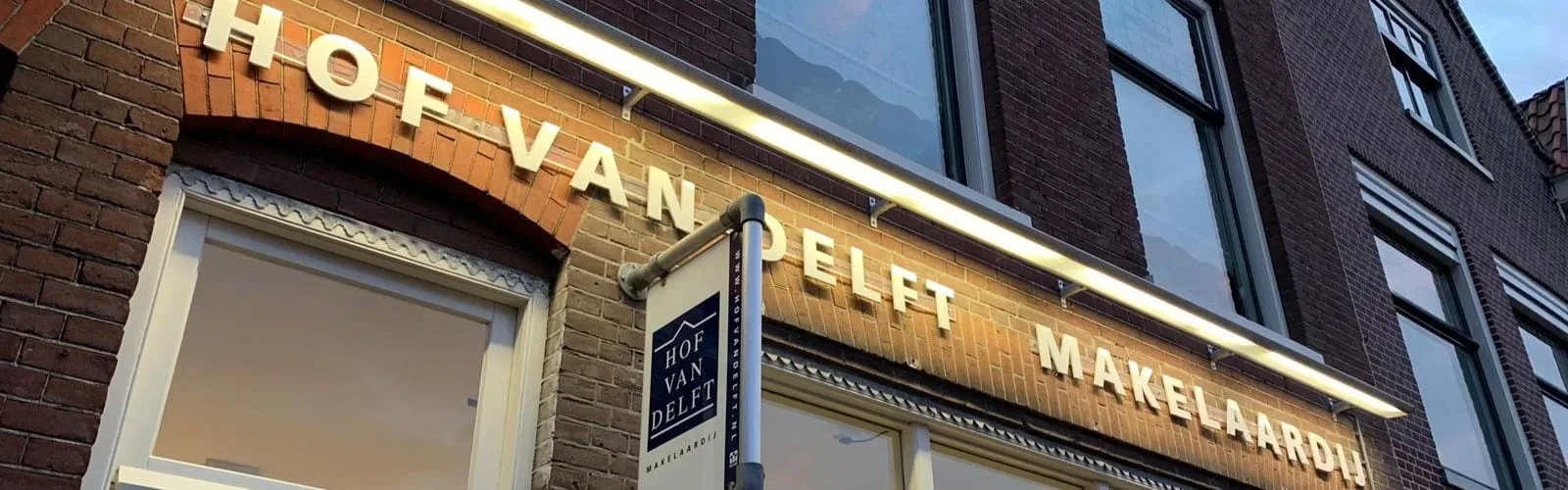 Team foto van Hof van Delft Makelaardij