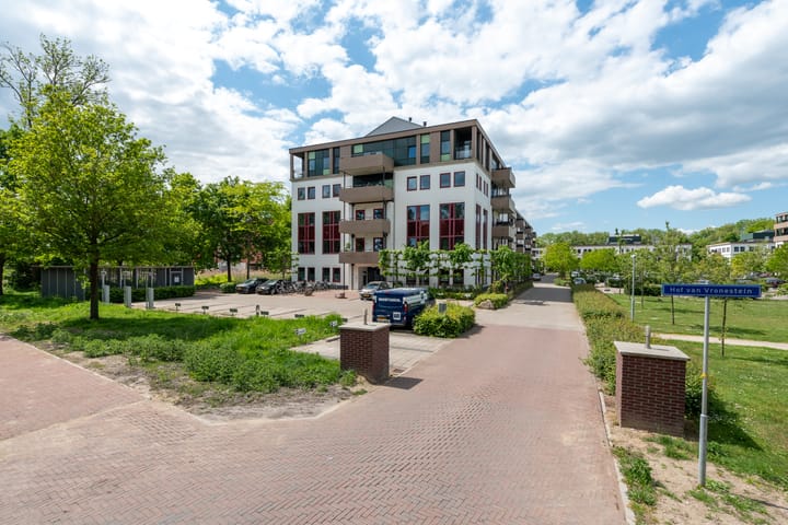 Hof van Vronestein 1 in Nieuwegein foto