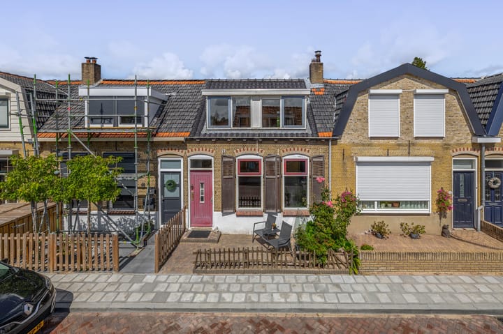 Photo of property Hofstraat 9, Sommelsdijk