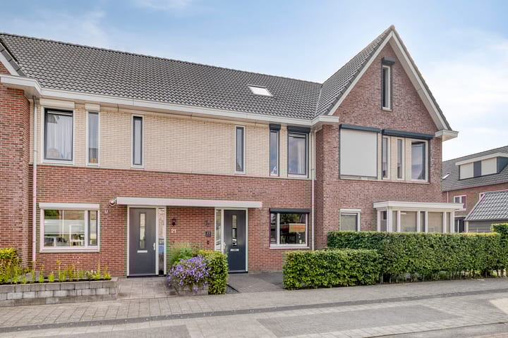 Hogekamp 23 in Oldebroek Foto